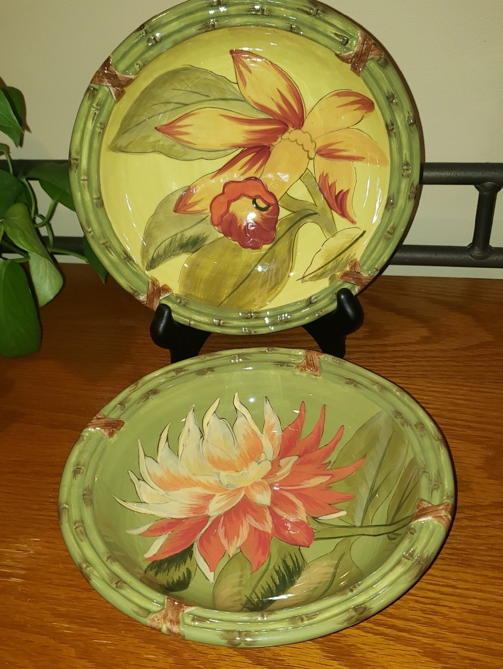 Raymond Waites (2) Floral Dinner/ Pasta Bowls